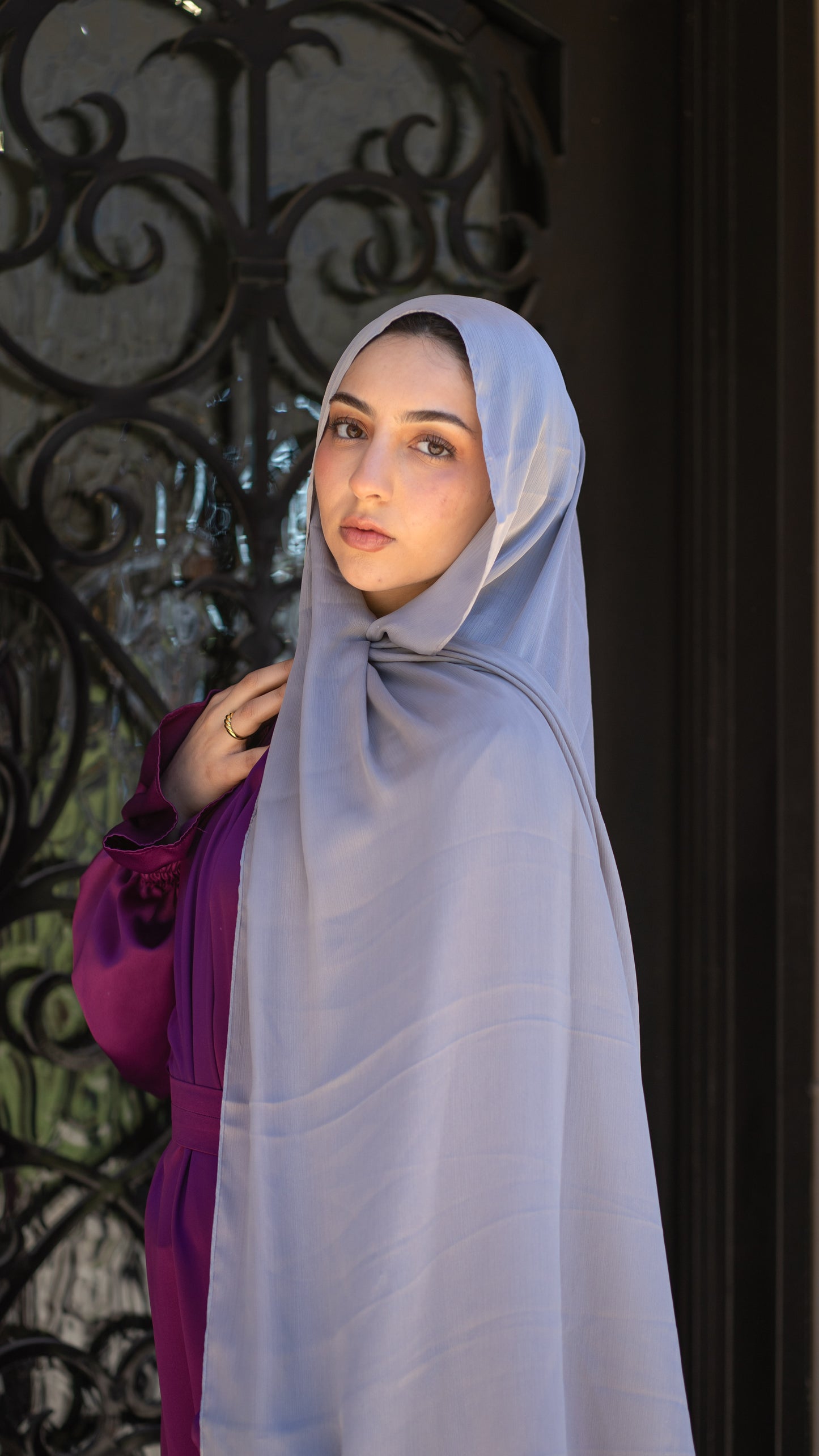 Gray Crinkle Shiny Hijab